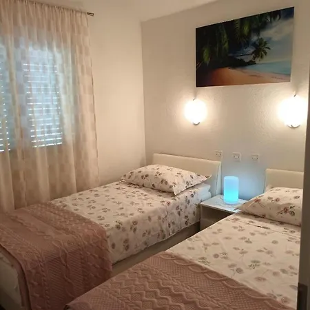 Apartament Nansi Nečujam